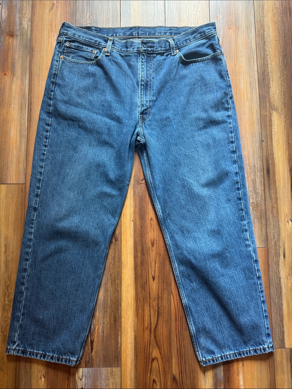 Levi’s 550 Jeans Mens 42 x 30 Medium Wash Straight Leg Denim